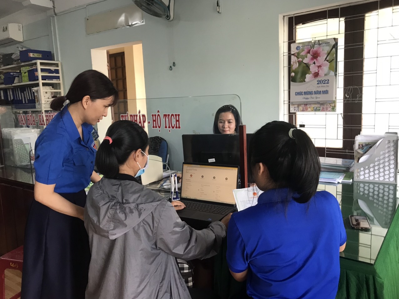 UBND thị trấn La Hà, huyện Tư Nghĩa - điểm sáng trong triển khai dịch vụ công trực tuyến