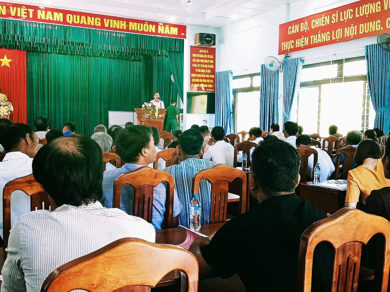 Hội nghị Tập huấn nghiệp vụ Trợ giúp pháp lý cho già làng, trưởng bản, người có uy tín, cán bộ cơ sở tại huyện Sơn Tây, tỉnh Quảng Ngãi