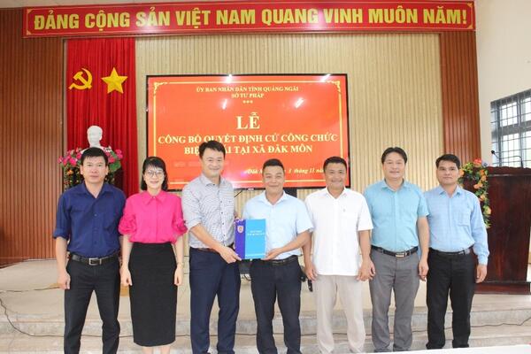 Sở Tư pháp biệt phái công chức về hỗ trợ chuyên môn tại xã Đắk Môn